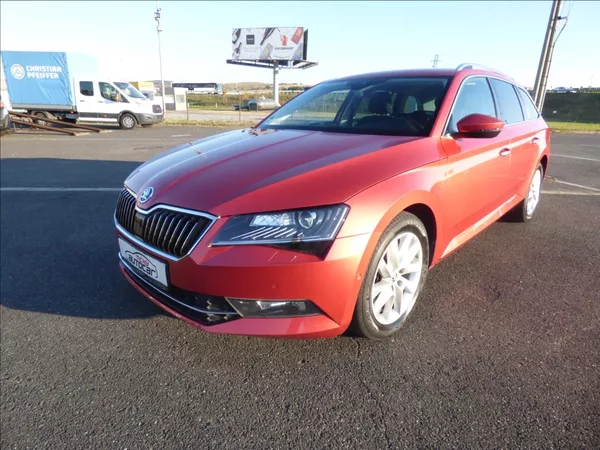 Škoda Superb 2,0 TDI DSG,Bi-Xenon,model 201 - foto 7
