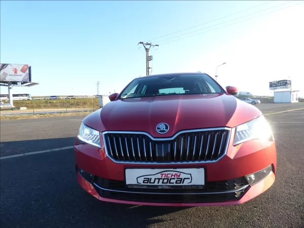 Škoda Superb 2,0 TDI DSG,Bi-Xenon,model 201 - foto 8