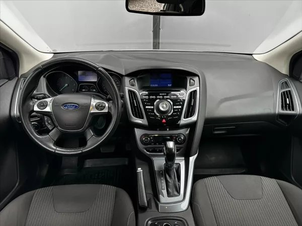 Ford Focus 2,0 2.0TDCi 85kW AUTOMAT - foto 16