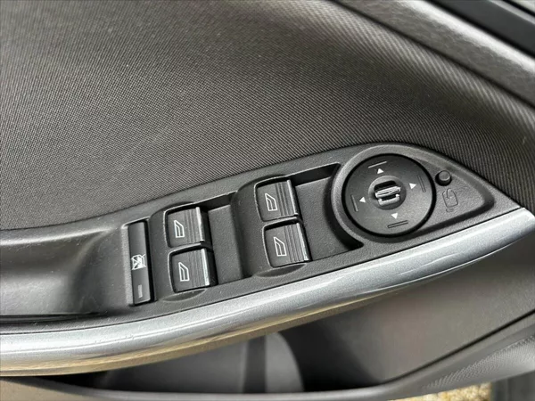 Ford Focus 2,0 2.0TDCi 85kW AUTOMAT - foto 18