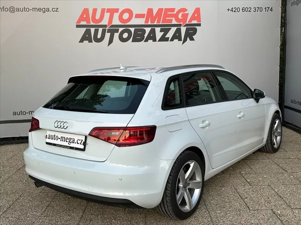 Audi A3 1,6 Sportback - foto 6
