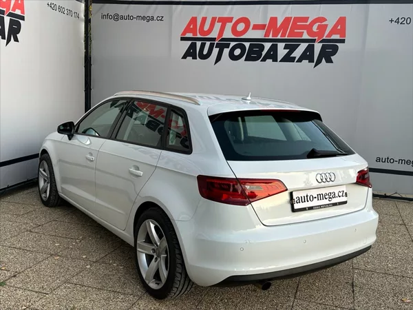 Audi A3 1,6 Sportback - foto 8