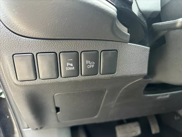 Mitsubishi Outlander 2,0 PHEV - 4x4 - CZ - foto 19