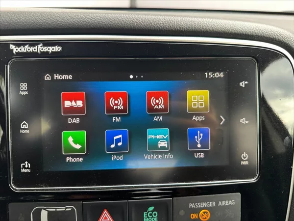 Mitsubishi Outlander 2,0 PHEV - 4x4 - CZ - foto 29