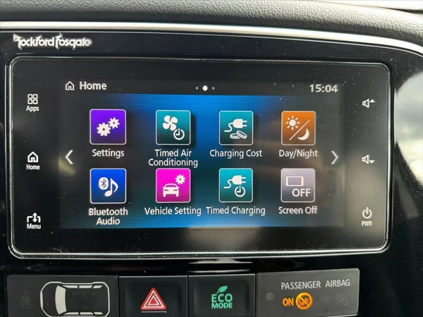 Mitsubishi Outlander 2,0 PHEV - 4x4 - CZ - foto 30