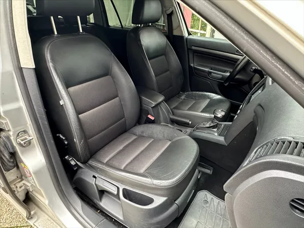 Škoda Octavia 2,0 TDI 103kW DSG - foto 13