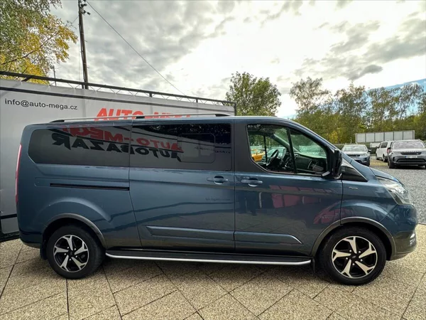 Ford Tourneo 2,0 TDCi 136KW 8MÍST AUTOMAT - foto 5
