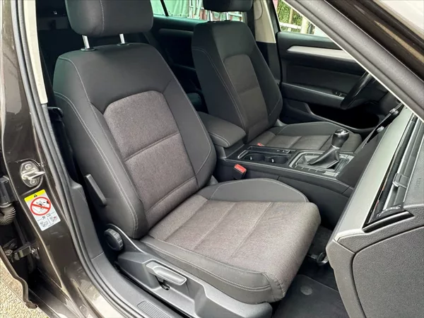 Volkswagen Passat 1,4 TSI 110kW-MANUAL!! - foto 13