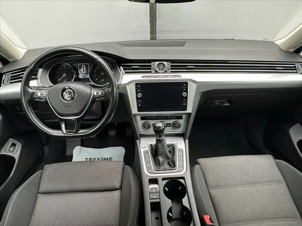 Volkswagen Passat 1,4 TSI 110kW-MANUAL!! - foto 16