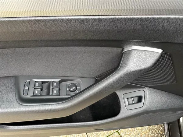 Volkswagen Passat 1,4 TSI 110kW-MANUAL!! - foto 18