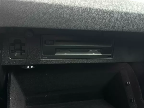 Volkswagen Passat 1,4 TSI 110kW-MANUAL!! - foto 30