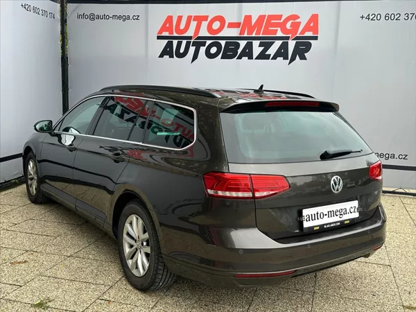 Volkswagen Passat 1,4 TSI 110kW-MANUAL!! - foto 8