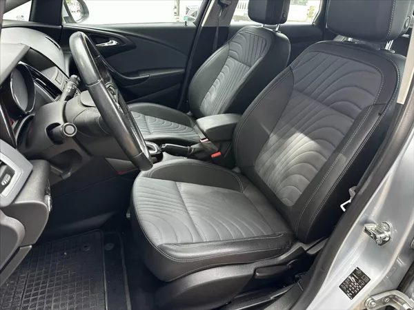 Opel Astra 1,4 106kW TURBO automat, CZ - foto 10