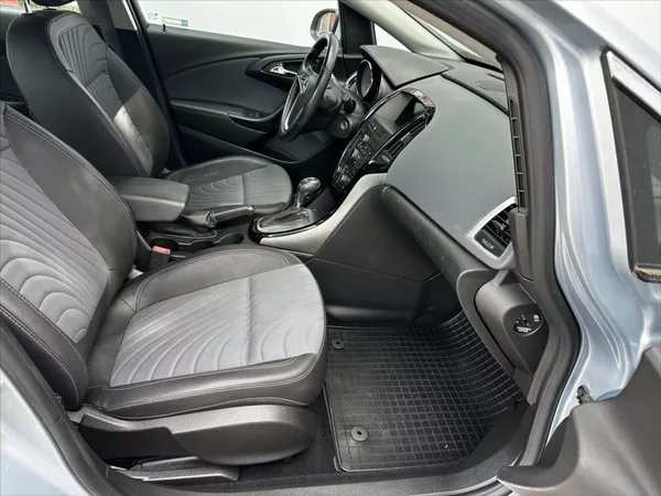 Opel Astra 1,4 106kW TURBO automat, CZ - foto 12
