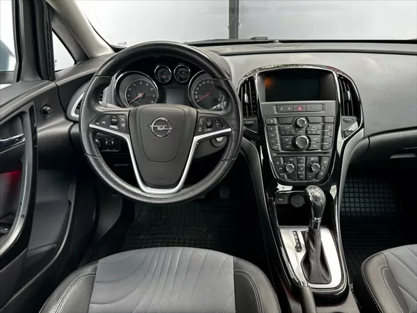Opel Astra 1,4 106kW TURBO automat, CZ - foto 17