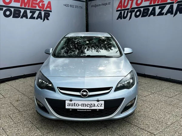 Opel Astra 1,4 106kW TURBO automat, CZ - foto 2