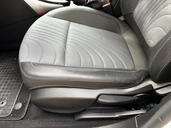 Opel Astra 1,4 106kW TURBO automat, CZ - foto 20
