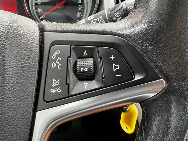 Opel Astra 1,4 106kW TURBO automat, CZ - foto 23