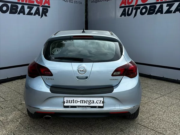 Opel Astra 1,4 106kW TURBO automat, CZ - foto 7