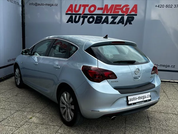 Opel Astra 1,4 106kW TURBO automat, CZ - foto 8