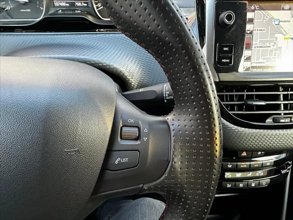 Peugeot 208 1,2 81kW GT Line, rozvody! - foto 23