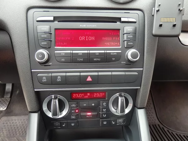 Audi A3 SPORTBACK 1.4 TFSI 6x AIRBAG - foto 13