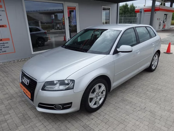 Audi A3 SPORTBACK 1.4 TFSI 6x AIRBAG - foto 2