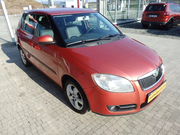 Škoda Fabia 1.2 HTP 51 kW KLIMATIZACE - foto 3