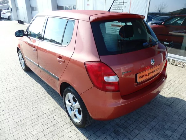 Škoda Fabia 1.2 HTP 51 kW KLIMATIZACE - foto 5