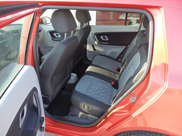 Škoda Fabia 1.2 HTP 51 kW KLIMATIZACE - foto 7