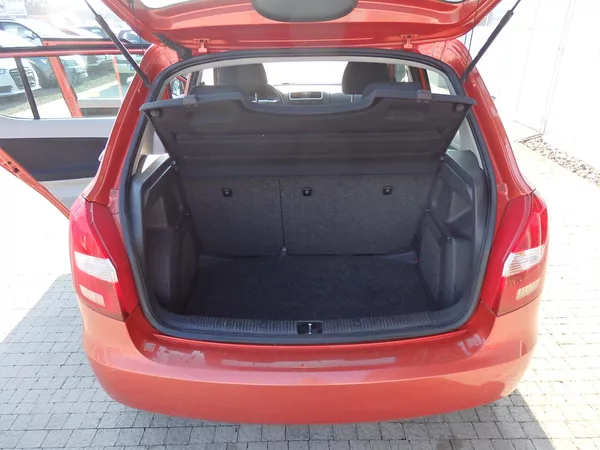 Škoda Fabia 1.2 HTP 51 kW KLIMATIZACE - foto 8