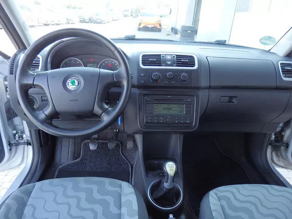 Škoda Fabia 1.4 16V KLIMA, 8x AIRBAG - foto 11