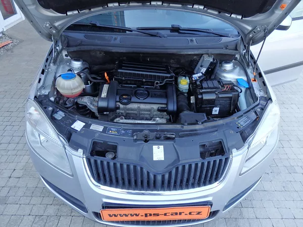 Škoda Fabia 1.4 16V KLIMA, 8x AIRBAG - foto 12