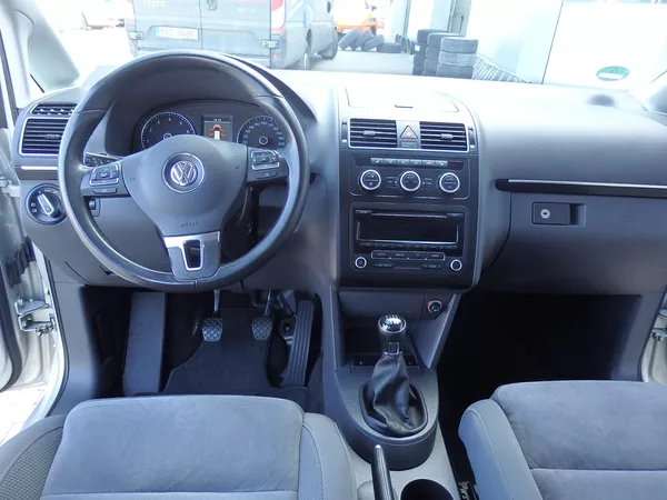 Volkswagen Touran 1.2 TSI 103 kW DIGI. KLIMA,ESP - foto 11