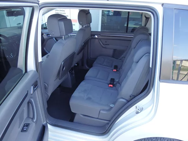 Volkswagen Touran 1.2 TSI 103 kW DIGI. KLIMA,ESP - foto 7