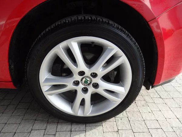 Škoda Fabia 1,4 16V KLIMA, ABS - foto 12