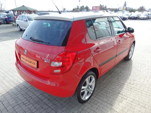Škoda Fabia 1,4 16V KLIMA, ABS - foto 4