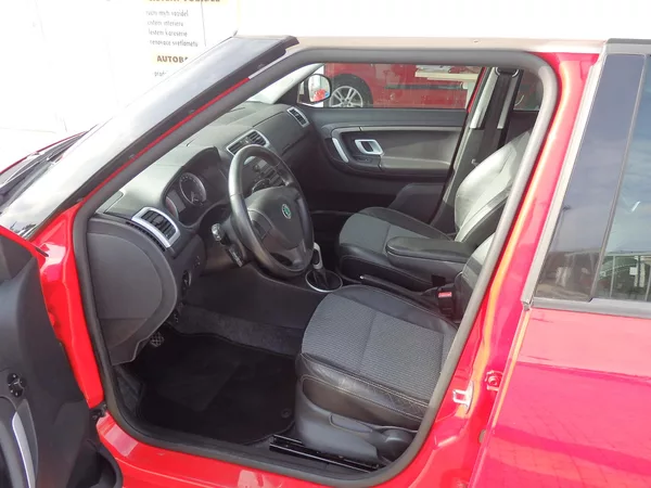 Škoda Fabia 1,4 16V KLIMA, ABS - foto 6