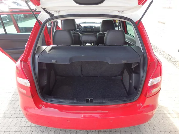 Škoda Fabia 1,4 16V KLIMA, ABS - foto 8