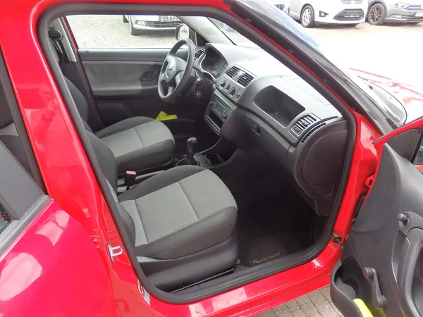 Škoda Fabia 1,2HTP 51kW 4x AIRBAG, KLIMA - foto 10