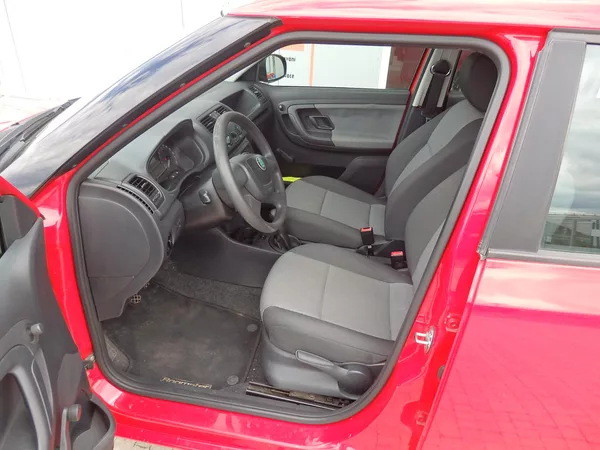 Škoda Fabia 1,2HTP 51kW 4x AIRBAG, KLIMA - foto 6