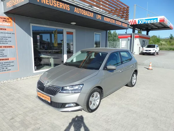 Škoda Fabia 1,0i 81kW KLIMA,najeto 59200km