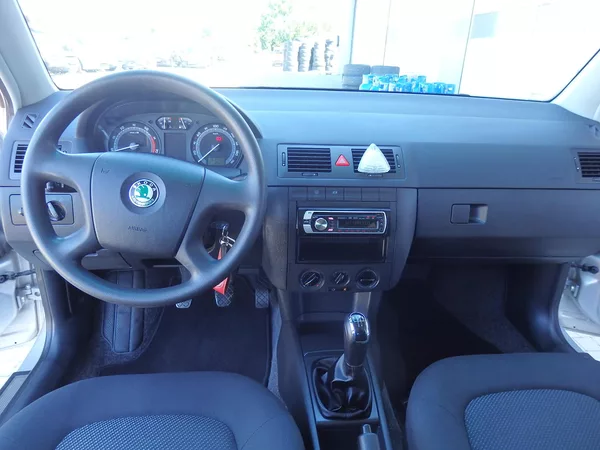 Škoda Fabia 1,4 16V 59kW KLIMA, ASR - foto 11