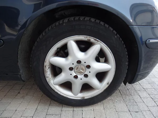Mercedes-Benz Třídy C 220 CDI 4x AIRBAG - foto 12