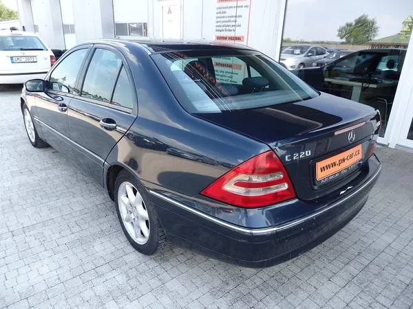 Mercedes-Benz Třídy C 220 CDI 4x AIRBAG - foto 5
