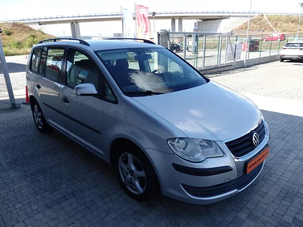 Volkswagen Touran 1,9TDi 77kW KLIMA, ZÁVĚS - foto 3