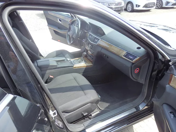 Mercedes-Benz Třídy E 220 CDI 8x AIRBAG, KLIMA - foto 10