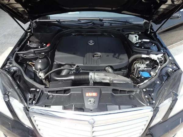 Mercedes-Benz Třídy E 220 CDI 8x AIRBAG, KLIMA - foto 15