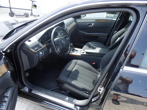 Mercedes-Benz Třídy E 220 CDI 8x AIRBAG, KLIMA - foto 6