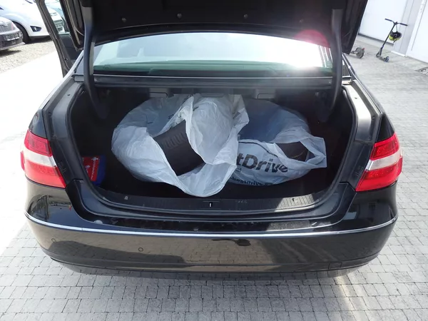 Mercedes-Benz Třídy E 220 CDI 8x AIRBAG, KLIMA - foto 8